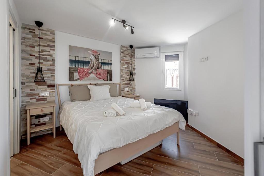 Apartamentos Emilio Бенидорм Экстерьер фото